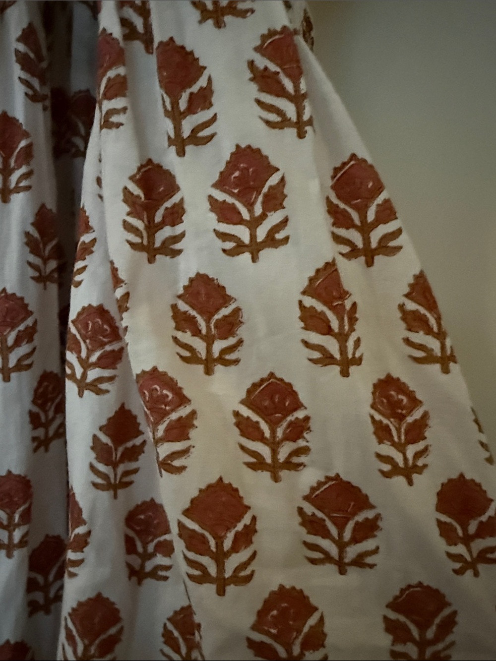 Marea by Liz Joy Sasco Dress - Picture 4 of 4